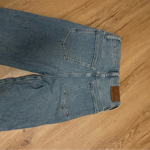 Madewell Mid-Rise Perfect Vintage Jean in Enmore Wash - Size 24 - Picture 6 of 7